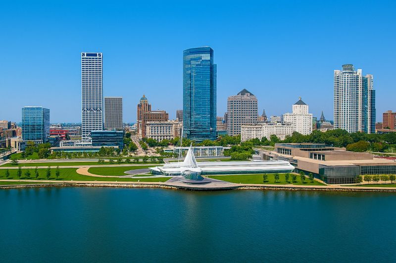 Best Bathroom Remodeling pros in Milwaukee, WI